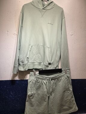 New Balance Mint Green Pullover Hoodie & Shorts Set (Large)